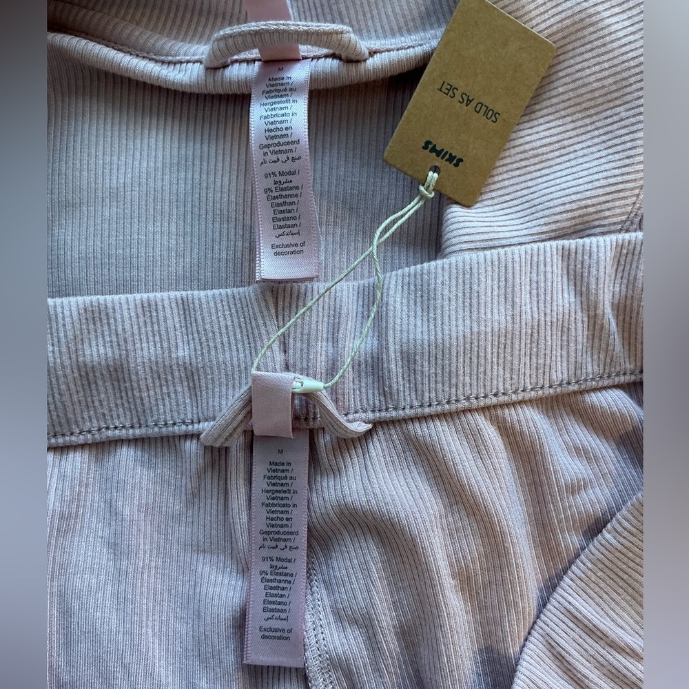 SKIMS Soft Lounge Short Sleep Set | Morganite | Size M - Picture 9 of 10